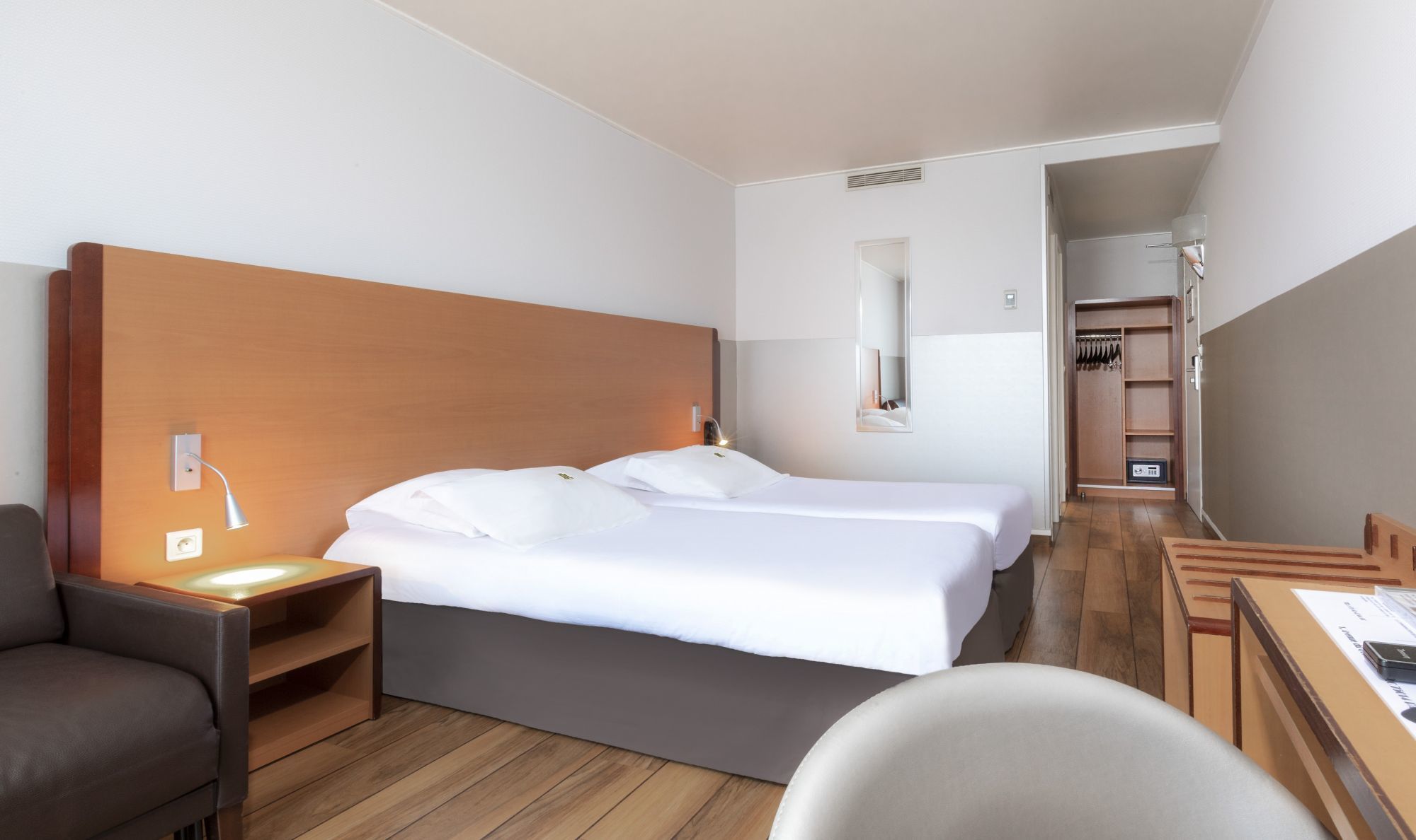 Hôtel du Lion Paris - Twin Parisienne